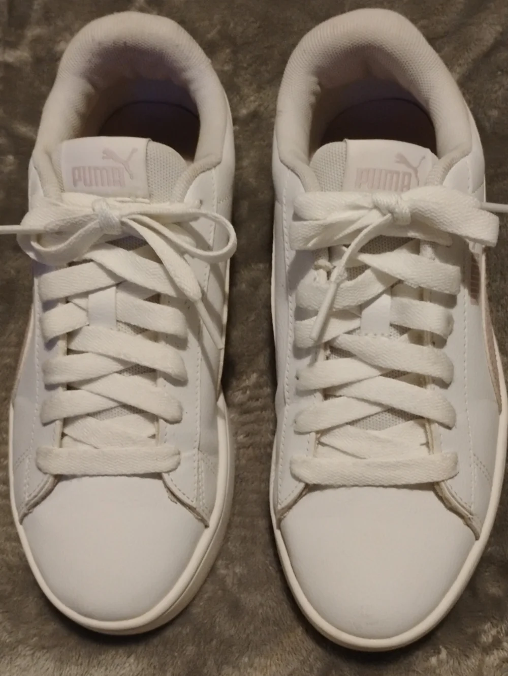 Puma White Sneakers with Light Mauve Logo Accent Size 5